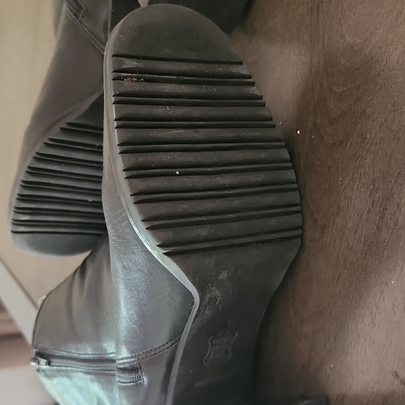 Leather boots - Picture 7 of 10